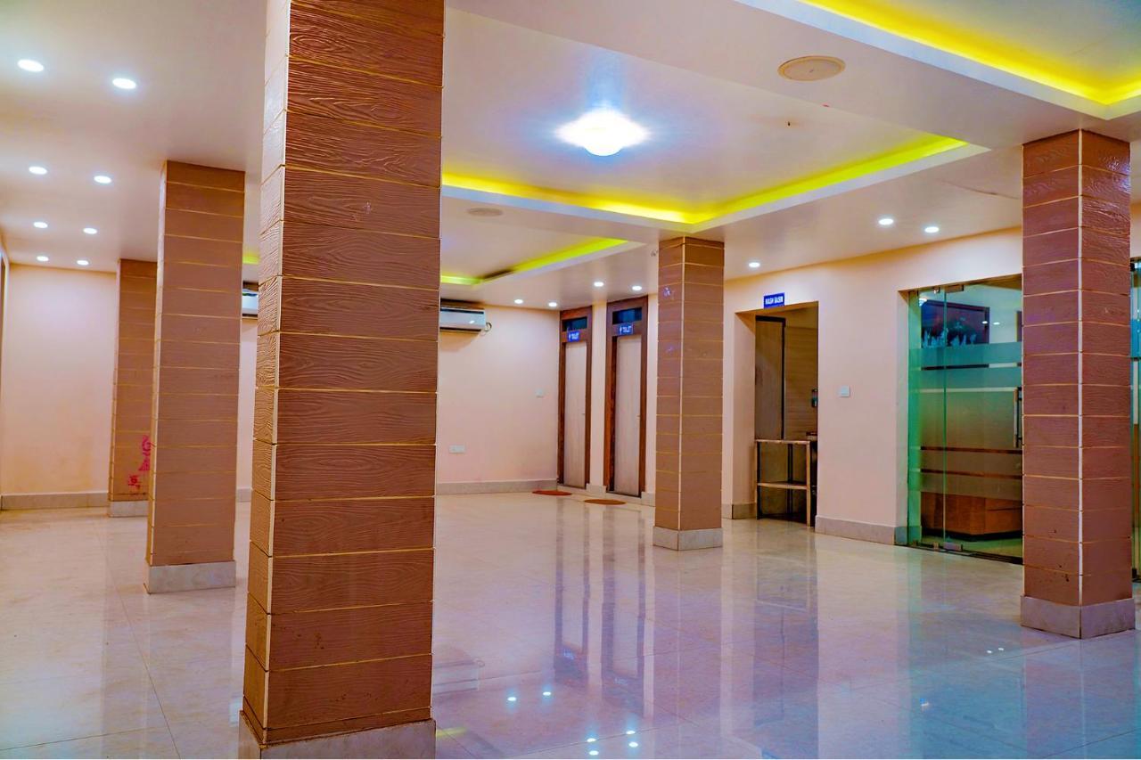 Fabhotel Kanchan Plaza บูบันเนสชวาร์ ภายนอก รูปภาพ